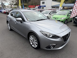 2016 Mazda Axela