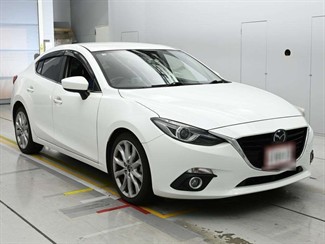 2014 Mazda Axela